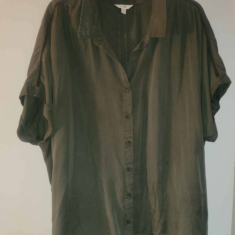 Plus Size Button-Up blouse